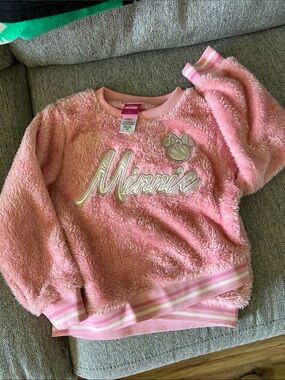 Minnie toddler size 5T sweatshirt